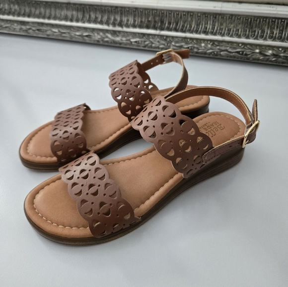 Bella Vita Zoe Wedge Sandal. Color Whiskey Leather. Size 6. NewHighlight a num - Picture 1 of 6